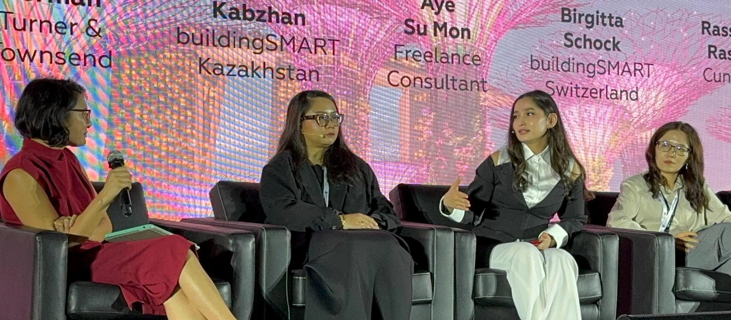 КазНИИСА на buildingSMART Singapore 2025 КазНИИСА на buildingSMART Singapore 2025